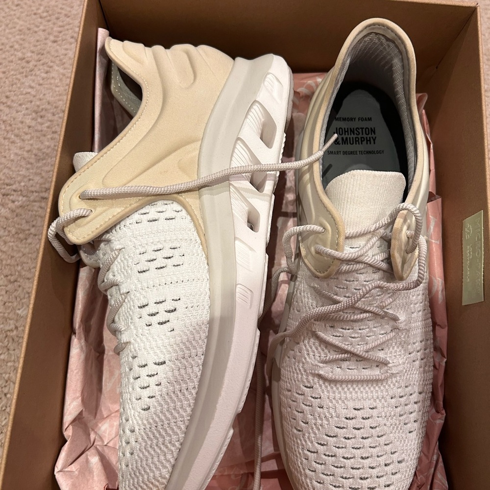 Johnston & Murphy Women's White and Cream Sneakers